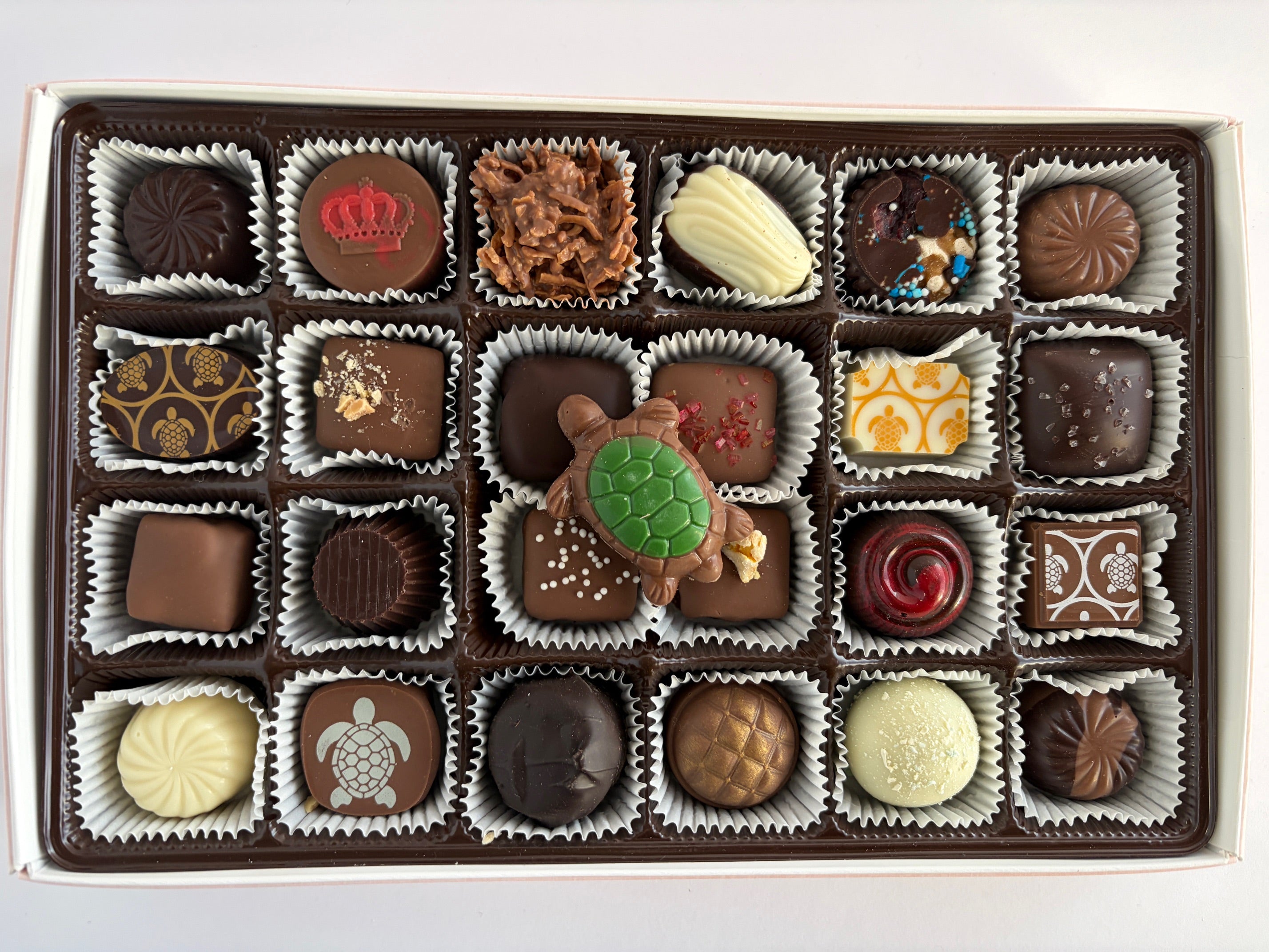 25-Count Assortment – Painted Turtle Chocolatier